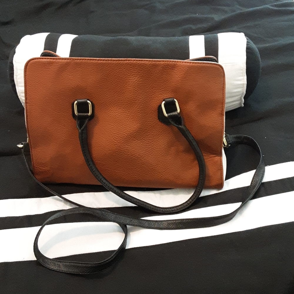 Purse - Picture 2 of 3